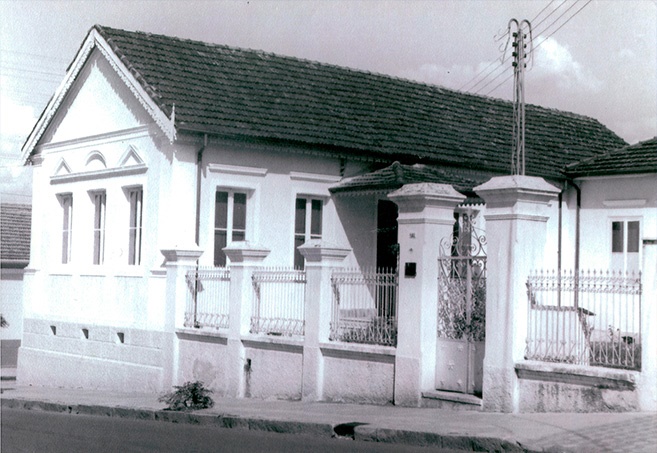 História História